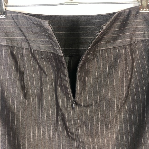 Body by Victoria brown pin striped button detail skirt size 2 - Picture 5 of 9